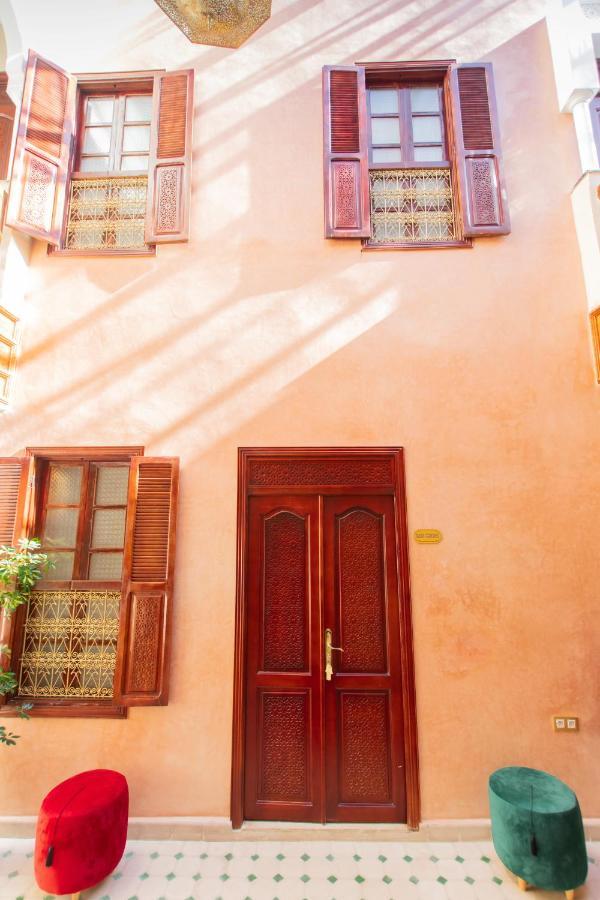 Riad Marrakech Doors Marrakesh Exterior photo